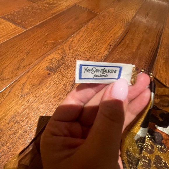 Vintage YSL Leopard Print Silk Scarf - Picture 3 of 4